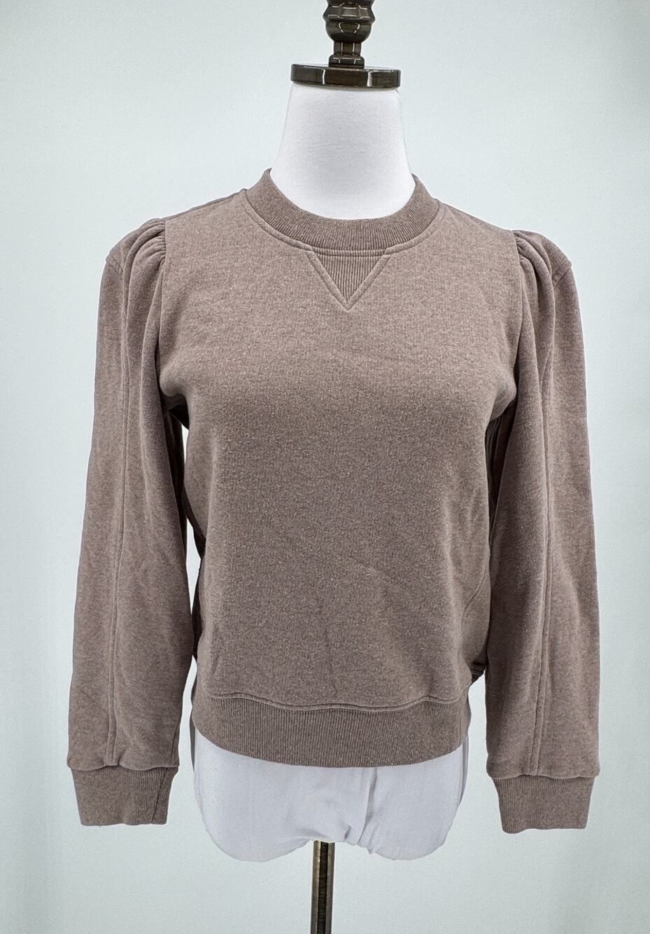 G Label by goop The Girlfriend Taupe Crew Neck Knit Pullover Sweater Sz S